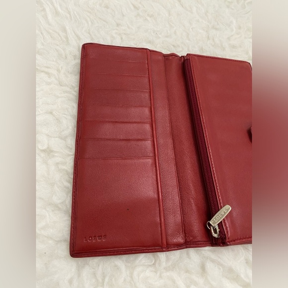 Loewe Anagram Embossed Wallet Red - Picture 11 of 15